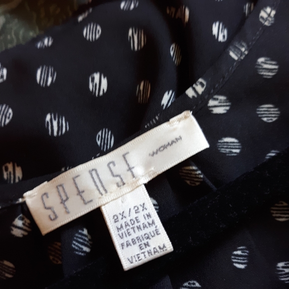 Spense bell sleeved black and white blouse - Picture 4 of 5